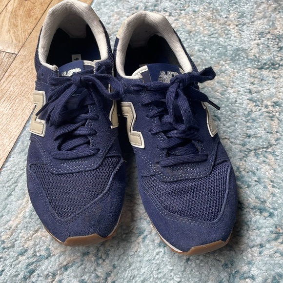 J.Crew x New Balance® 996 Women’s Sneakers in Suede - Picture 7 of 7